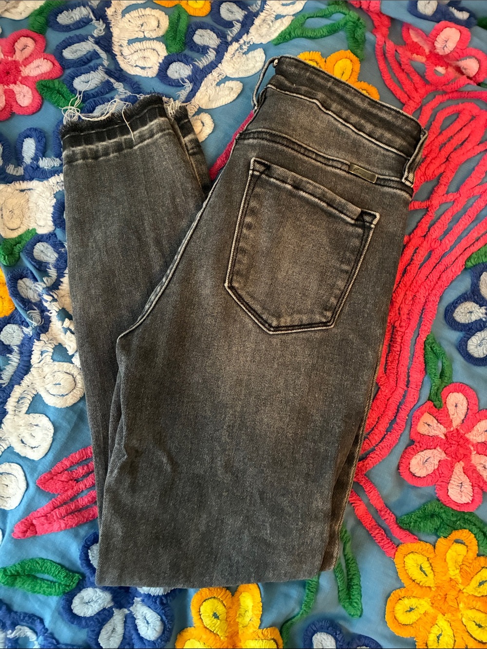 KanCan Skinny Black Washed Jeans Sz 9/28